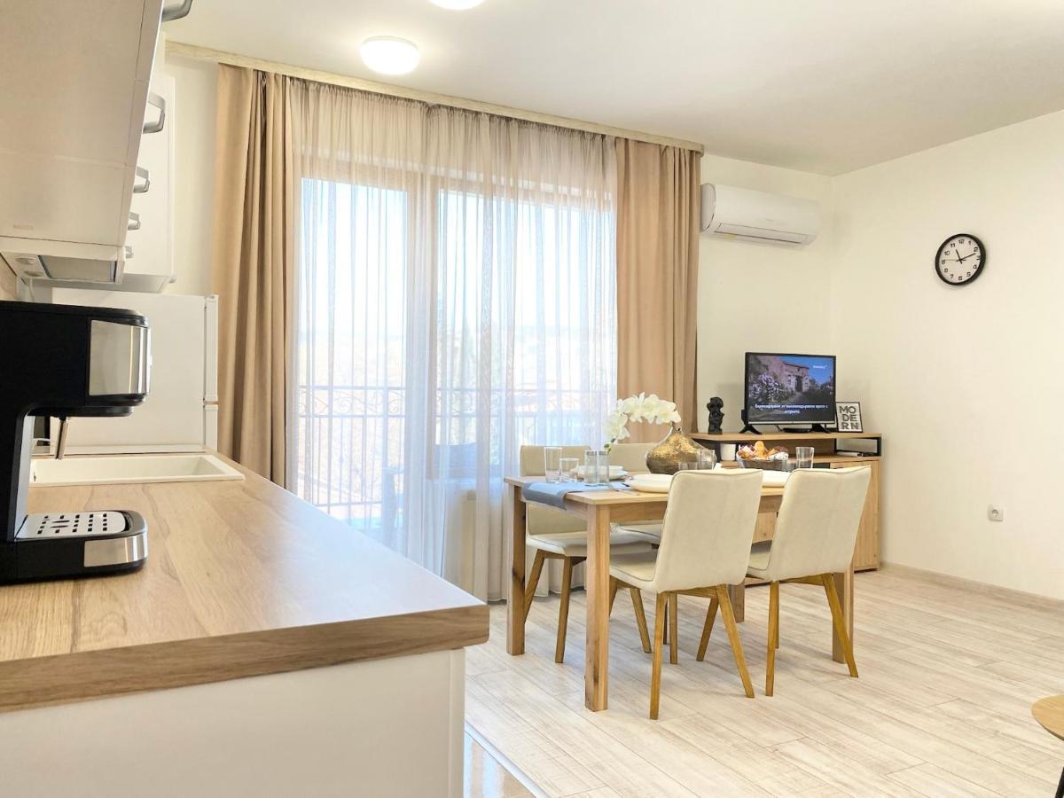 סטרה זגורה Central Apartment For 4 Guests Next To State Opera מראה חיצוני תמונה