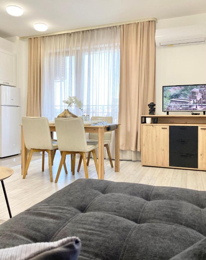 סטרה זגורה Central Apartment For 4 Guests Next To State Opera מראה חיצוני תמונה